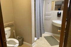 Cabin 1 bathroom