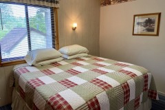 Cabin 11 king bedroom (two twins after Labor Day)
