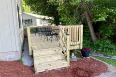 Cabin 11 deck entry