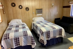 Cabin two- 2 twin beds all season