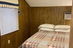 Cabin 6 full bed