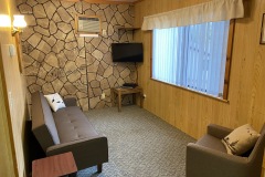 Cabin 7 living room