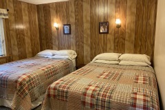 Cabin 8 two queen beds