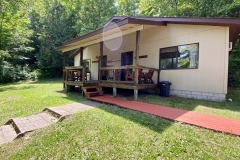 Cabin 8 & 7walkup view